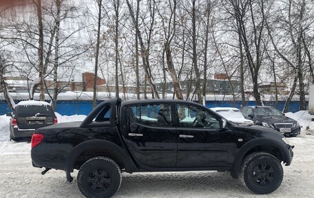 Mitsubishi L200 IV рестайлинг, 2011 год, 1 090 000 рублей, 6 фотография