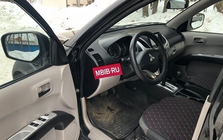 Mitsubishi L200 IV рестайлинг, 2011 год, 1 090 000 рублей, 10 фотография