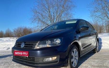 Volkswagen Polo VI (EU Market), 2017 год, 1 050 000 рублей, 1 фотография