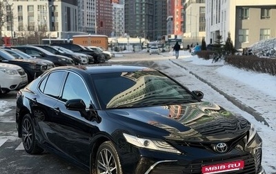 Toyota Camry, 2021 год, 3 120 000 рублей, 1 фотография