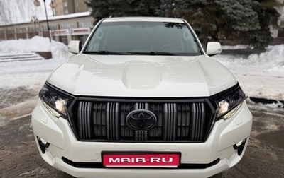 Toyota Land Cruiser Prado 150 рестайлинг 2, 2017 год, 4 900 000 рублей, 1 фотография