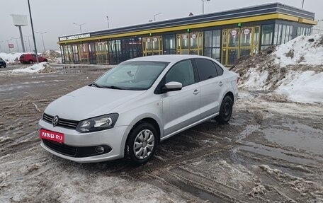 Volkswagen Polo VI (EU Market), 2011 год, 650 000 рублей, 1 фотография