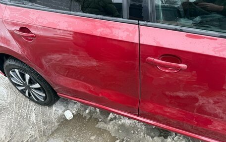 Volkswagen Polo VI (EU Market), 2015 год, 700 000 рублей, 6 фотография