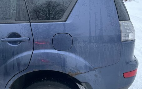 Mitsubishi Outlander III рестайлинг 3, 2008 год, 815 000 рублей, 9 фотография