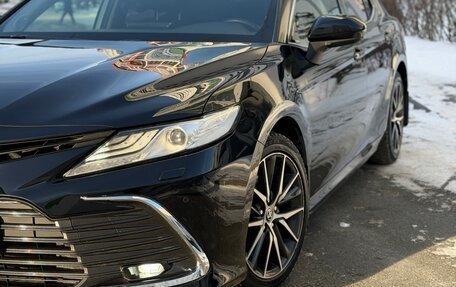 Toyota Camry, 2021 год, 3 120 000 рублей, 10 фотография