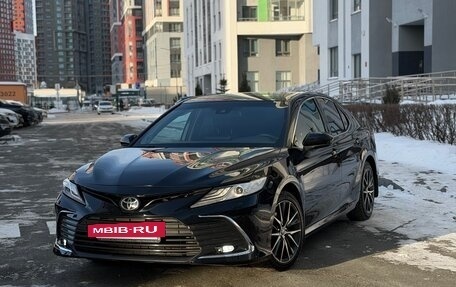Toyota Camry, 2021 год, 3 120 000 рублей, 6 фотография