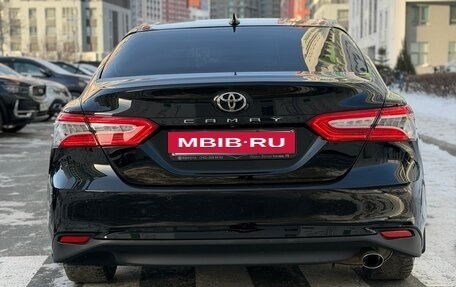 Toyota Camry, 2021 год, 3 120 000 рублей, 16 фотография