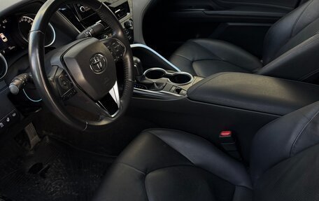 Toyota Camry, 2021 год, 3 120 000 рублей, 24 фотография