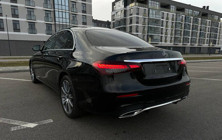 Mercedes-Benz E-Класс, 2020 год, 4 600 000 рублей, 2 фотография