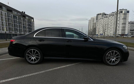 Mercedes-Benz E-Класс, 2020 год, 4 600 000 рублей, 7 фотография