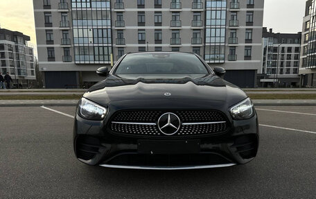 Mercedes-Benz E-Класс, 2020 год, 4 600 000 рублей, 5 фотография