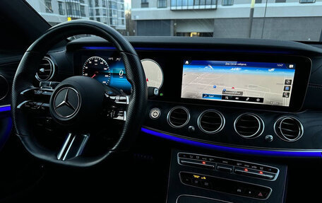 Mercedes-Benz E-Класс, 2020 год, 4 600 000 рублей, 13 фотография