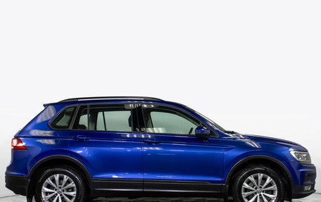 Volkswagen Tiguan II, 2020 год, 1 995 000 рублей, 3 фотография