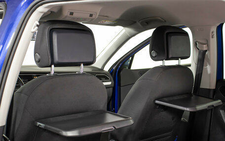 Volkswagen Tiguan II, 2020 год, 1 995 000 рублей, 18 фотография