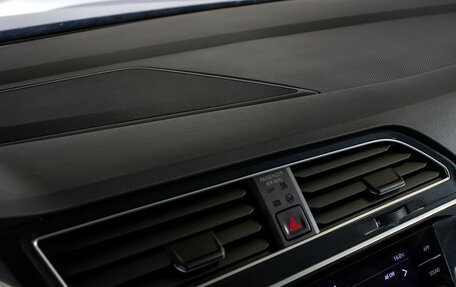 Volkswagen Tiguan II, 2020 год, 1 995 000 рублей, 27 фотография