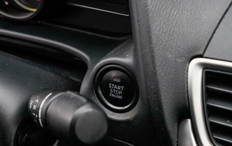 Mazda 3, 2018 год, 1 850 000 рублей, 15 фотография