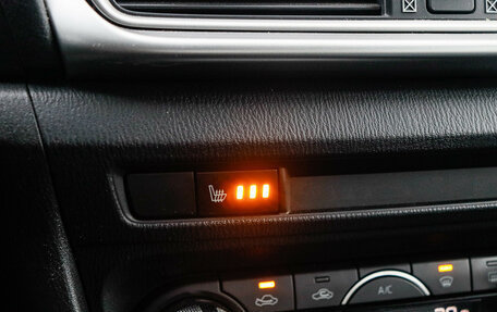 Mazda 3, 2018 год, 1 850 000 рублей, 18 фотография