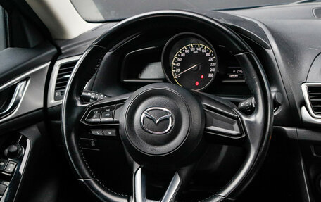 Mazda 3, 2018 год, 1 850 000 рублей, 11 фотография