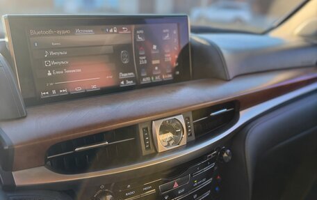 Lexus LX III, 2015 год, 5 750 000 рублей, 21 фотография