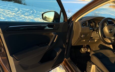 Volkswagen Tiguan II, 2019 год, 2 900 000 рублей, 9 фотография