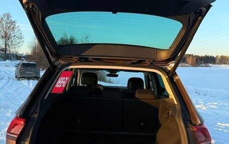 Volkswagen Tiguan II, 2019 год, 2 900 000 рублей, 6 фотография