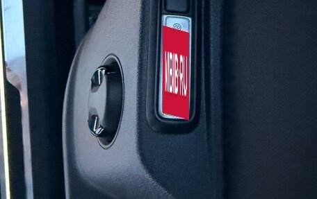 Volkswagen Tiguan II, 2019 год, 2 900 000 рублей, 17 фотография