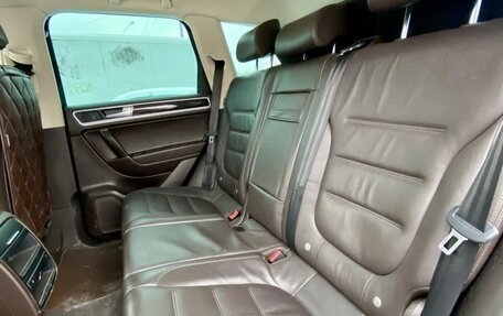 Volkswagen Touareg III, 2015 год, 2 950 000 рублей, 4 фотография