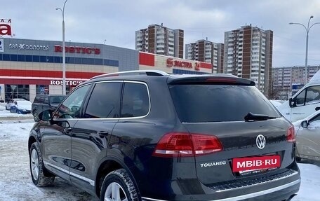 Volkswagen Touareg III, 2015 год, 2 950 000 рублей, 5 фотография