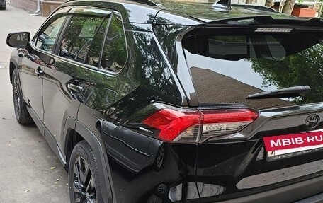 Toyota RAV4, 2020 год, 3 900 000 рублей, 4 фотография