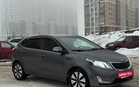 KIA Rio III рестайлинг, 2013 год, 715 000 рублей, 2 фотография