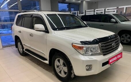 Toyota Land Cruiser 200, 2013 год, 3 810 000 рублей, 3 фотография