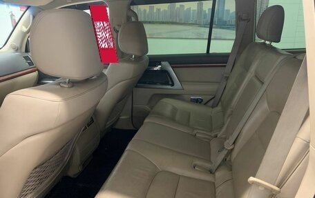 Toyota Land Cruiser 200, 2013 год, 3 810 000 рублей, 10 фотография