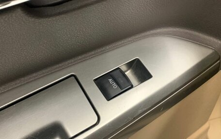 Toyota Land Cruiser 200, 2013 год, 3 810 000 рублей, 27 фотография