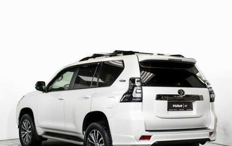 Toyota Land Cruiser Prado 150 рестайлинг 2, 2021 год, 6 488 000 рублей, 5 фотография