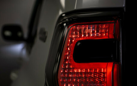 Toyota Land Cruiser Prado 150 рестайлинг 2, 2021 год, 6 488 000 рублей, 35 фотография