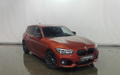 BMW 1 серия, 2019 год, 1 950 000 рублей, 3 фотография