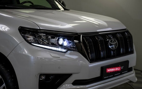 Toyota Land Cruiser Prado 150 рестайлинг 2, 2021 год, 6 488 000 рублей, 36 фотография