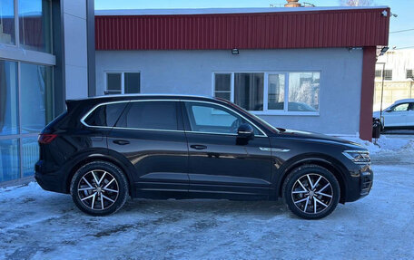Volkswagen Touareg III, 2019 год, 6 200 000 рублей, 4 фотография