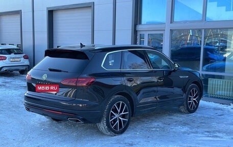 Volkswagen Touareg III, 2019 год, 6 200 000 рублей, 7 фотография