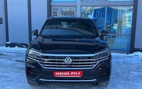 Volkswagen Touareg III, 2019 год, 6 200 000 рублей, 2 фотография