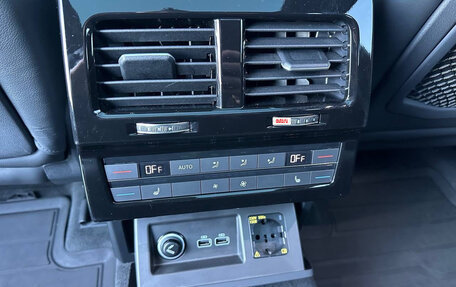 Volkswagen Touareg III, 2019 год, 6 200 000 рублей, 18 фотография