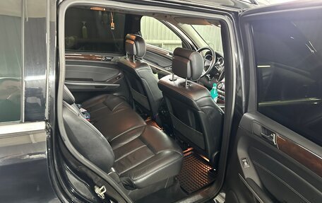 Mercedes-Benz GL-Класс, 2011 год, 2 550 000 рублей, 10 фотография