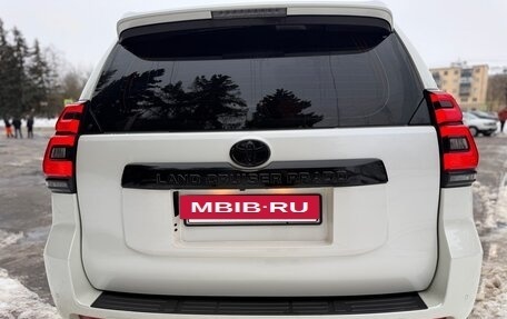 Toyota Land Cruiser Prado 150 рестайлинг 2, 2017 год, 4 900 000 рублей, 4 фотография