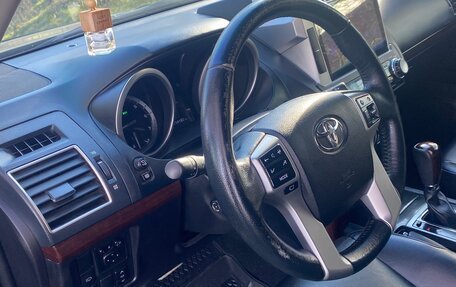 Toyota Land Cruiser Prado 150 рестайлинг 2, 2016 год, 4 800 000 рублей, 20 фотография