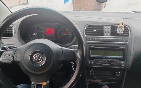 Volkswagen Polo VI (EU Market), 2011 год, 650 000 рублей, 9 фотография