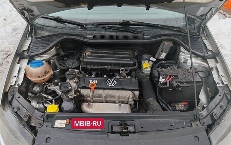 Volkswagen Polo VI (EU Market), 2011 год, 650 000 рублей, 10 фотография