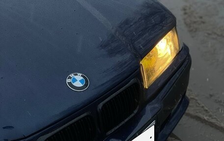BMW 3 серия, 1993 год, 850 000 рублей, 31 фотография
