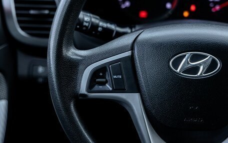 Hyundai Solaris II рестайлинг, 2011 год, 750 000 рублей, 17 фотография