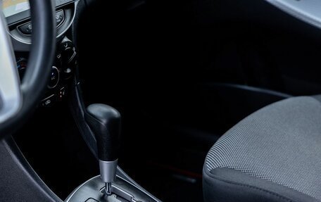 Hyundai Solaris II рестайлинг, 2011 год, 750 000 рублей, 21 фотография