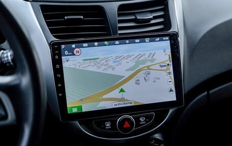 Hyundai Solaris II рестайлинг, 2011 год, 750 000 рублей, 20 фотография